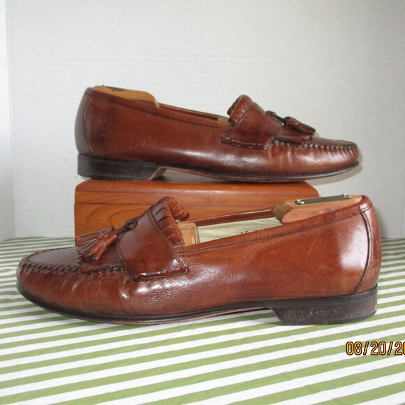 Johnston & Murphy Tassel and Flap Loafers - Picture 2 of 14